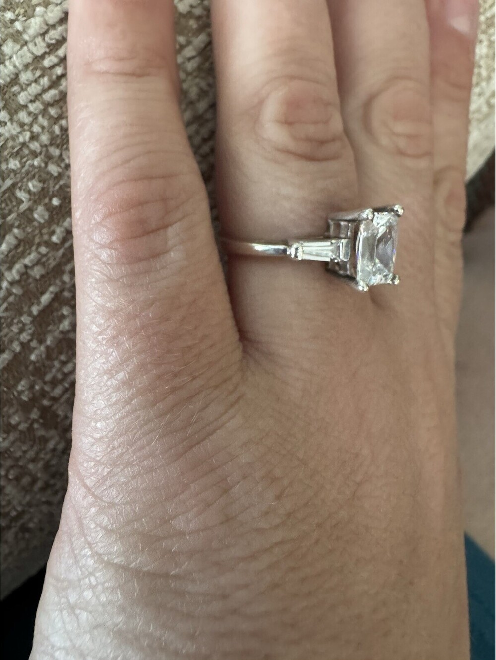 925 Sterling Silver Emerald Cut Simulated Travel Ring Size 8 - Picture 2 of 7